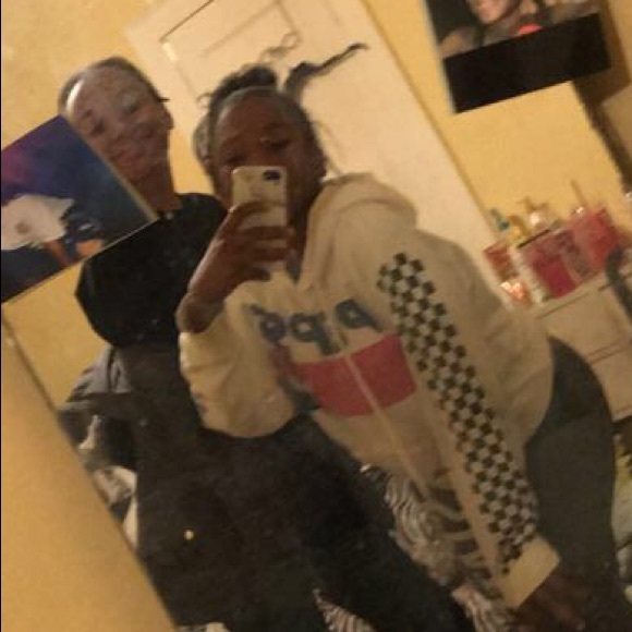 Meet your Posher, Liberty - Picture 1 of 1